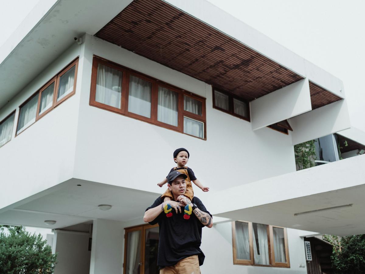 SOLD SIGNS AND SOUL&nbsp;TIES